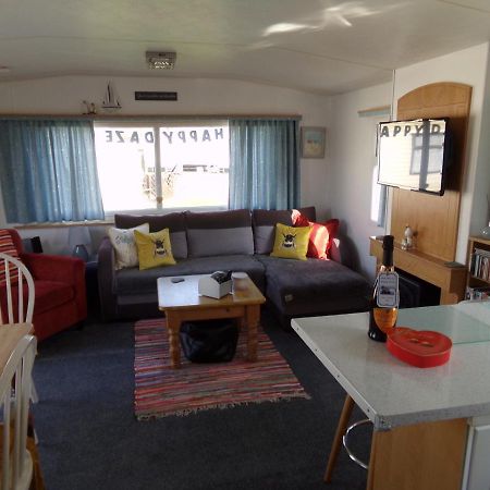 Happydaze Caravan Bacton  Eksteriør billede
