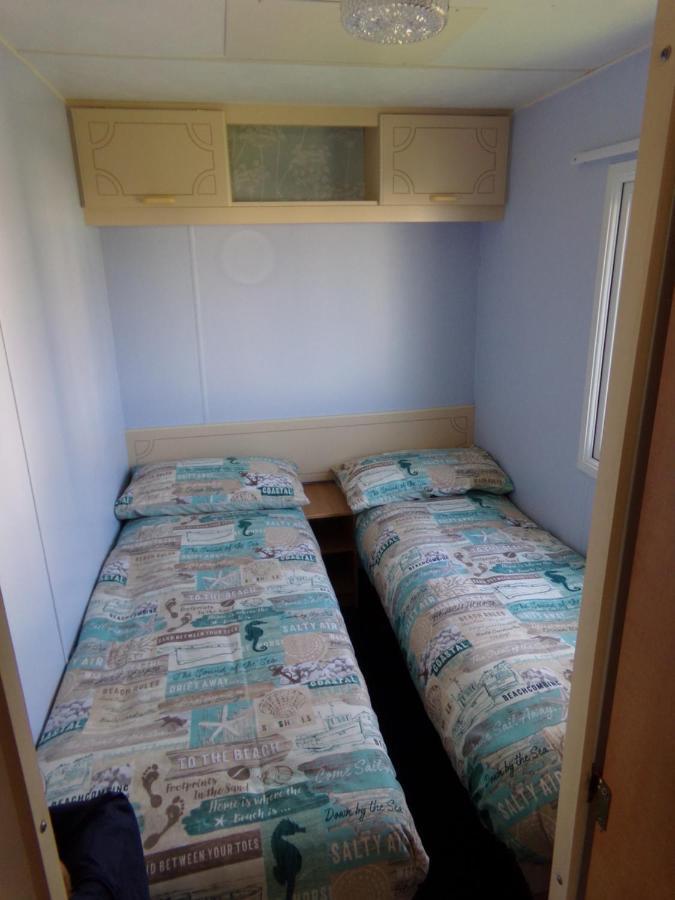 Happydaze Caravan Bacton  Eksteriør billede